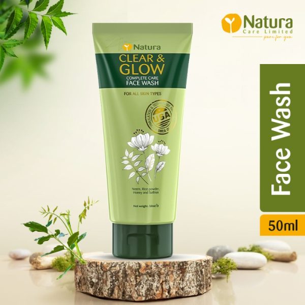 Natura Clear & Glow Face Wash